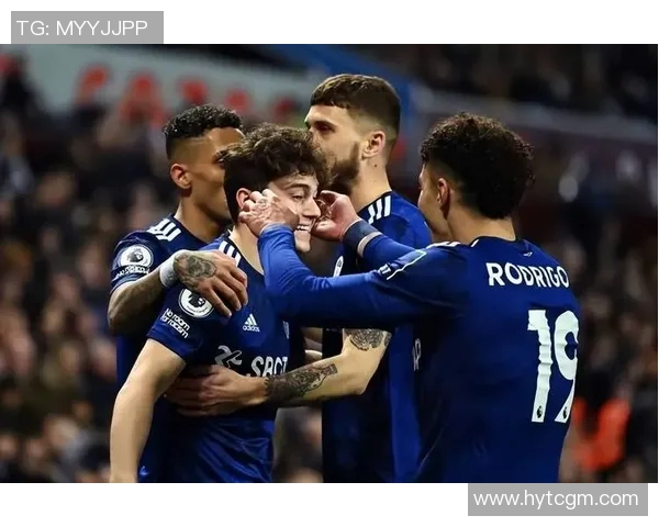 利兹联主场迎战曼城展现英超激烈对抗与精彩瞬间 利兹联主场迎战曼城展现英超激烈对抗与精彩瞬间