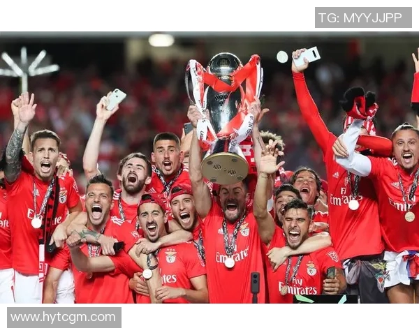 贝西克塔斯迎战本菲卡两队争夺欧战资格的关键之战