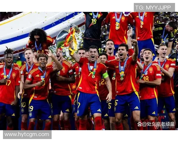 西班牙联合与库里科的激烈对决揭示足球战术与团队合作的精彩瞬间