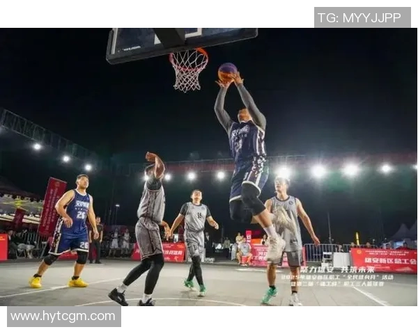 周鹏：从篮球场上的传奇到生活中的榜样，见证拼搏与坚持的力量