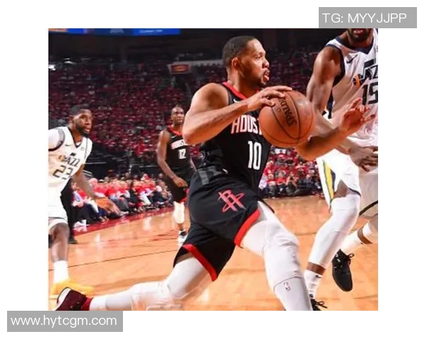 火箭与勇士激战正酣2月21日精彩对决引发球迷热议